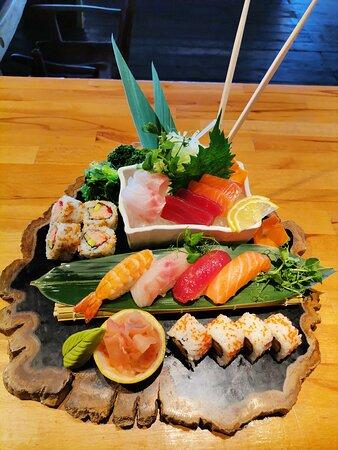 Mikaku Sushi & Noodles